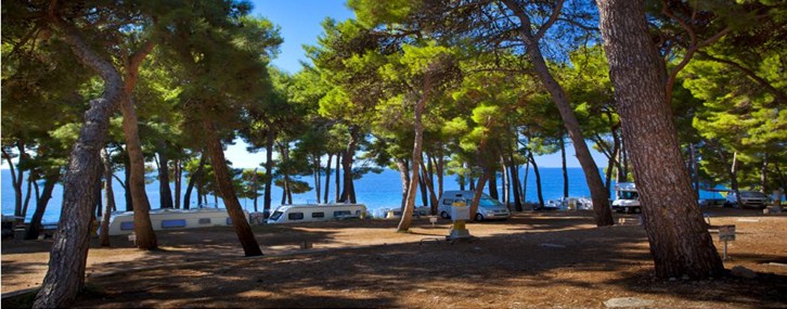 Over camping Cikat