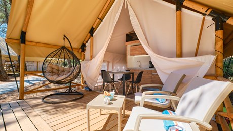 Glamping Premium Tent 